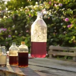« Jette ton vinaigre » : mon voisin m'a révélé les 3 ingrédients que les frelons adorent, pas les abeilles